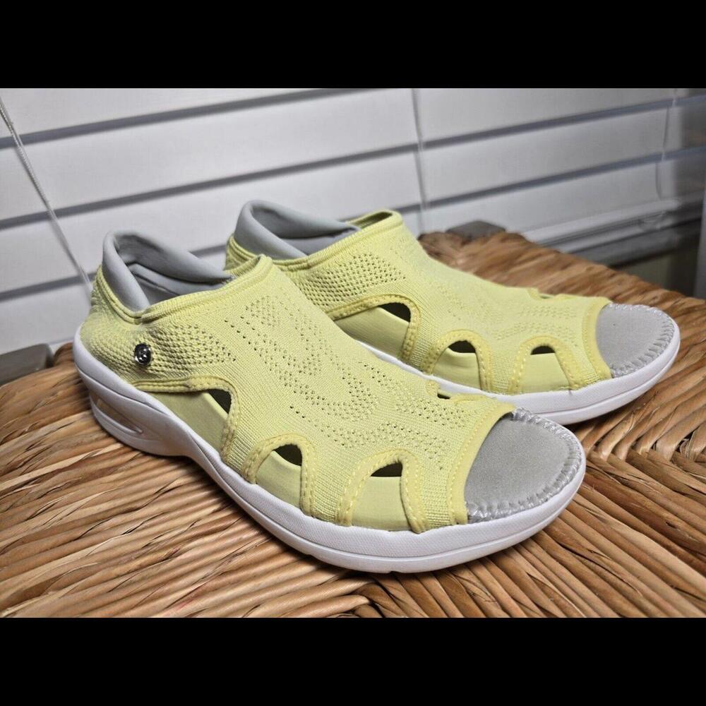 Bzees Resort Neon Yellow Sock Sandal Women's Size 6M